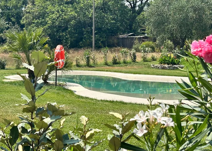 San Ansanino- Piscina Con Spiaggia-aria Condizionata ファームステイ パリ