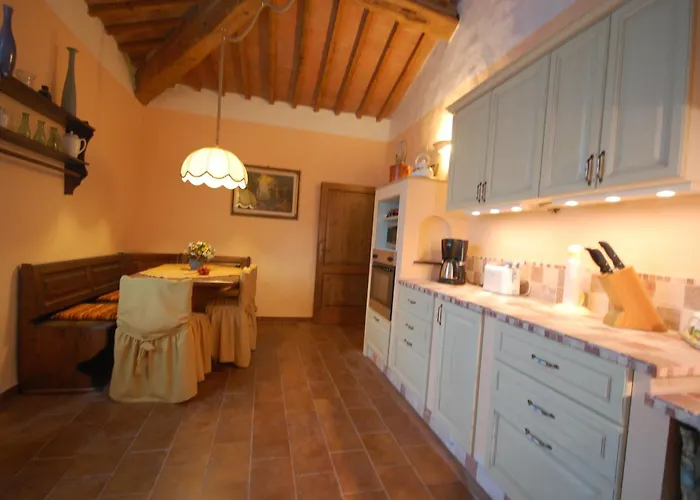 ファームステイ San Ansanino- Piscina Con Spiaggia-aria Condizionata パリ